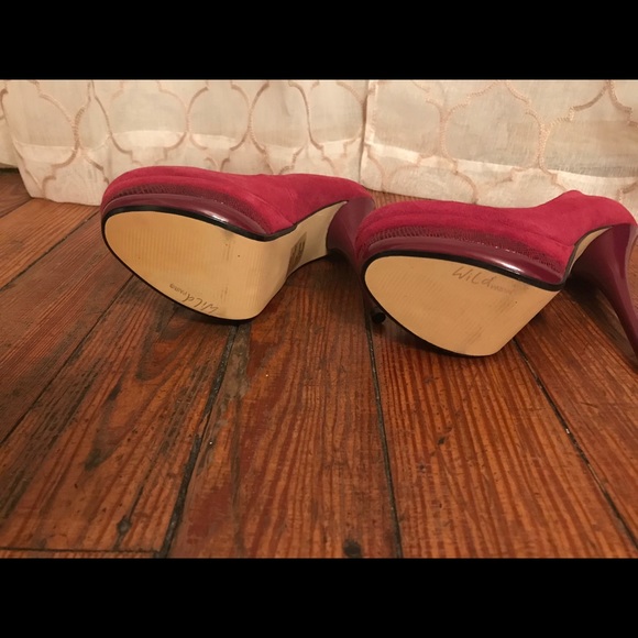 Pumps never worn - Picture 4 of 5